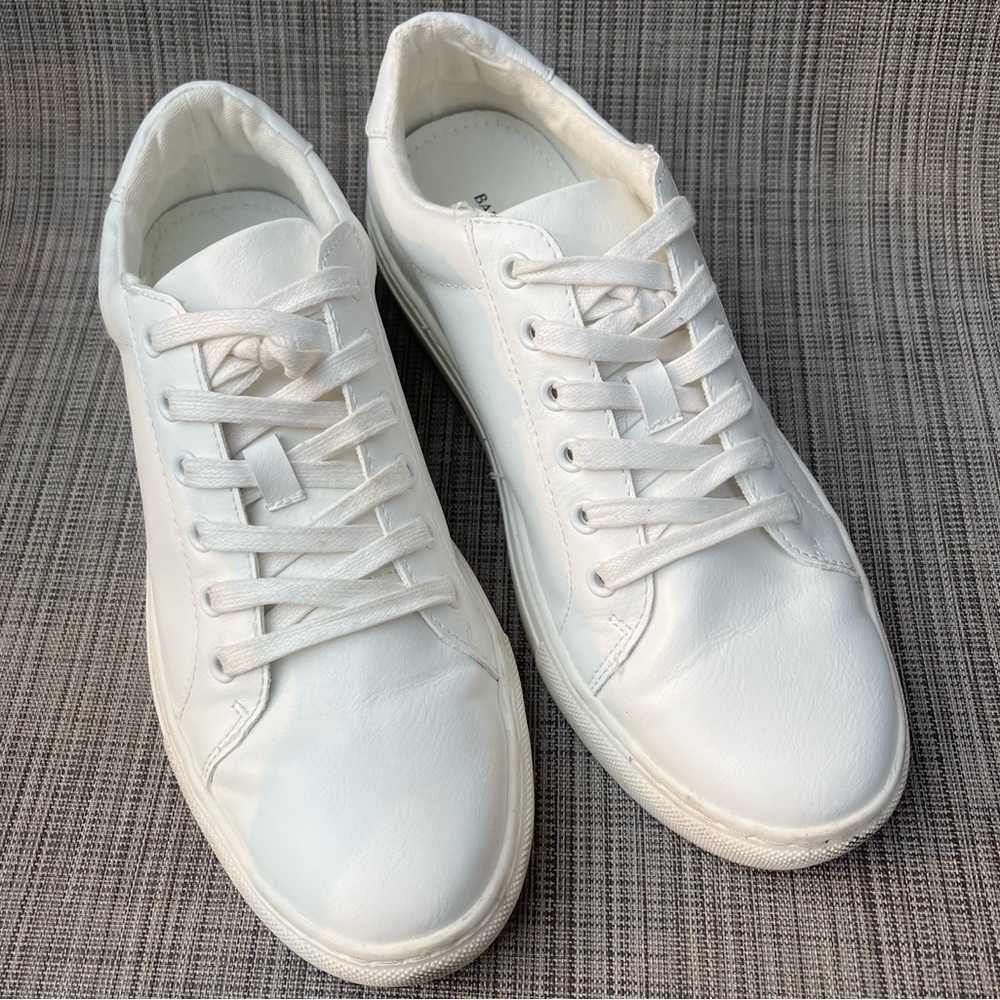 Banana Republic White Sneakers